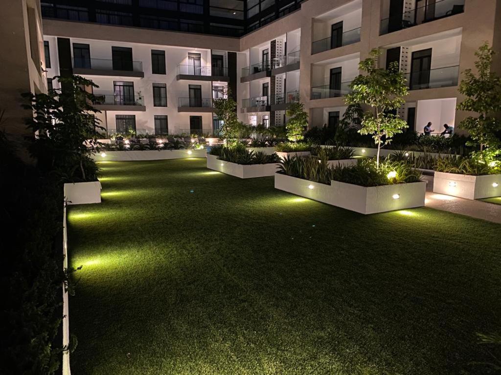 Accra Comfy Studio At Embassy Gardens Cantonments ภายนอก รูปภาพ
