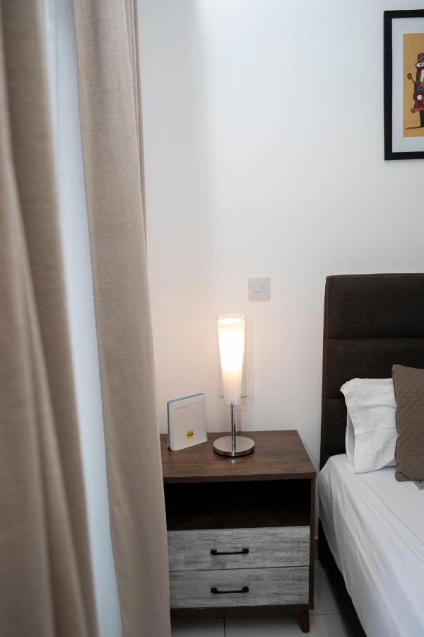 Accra Comfy Studio At Embassy Gardens Cantonments ภายนอก รูปภาพ