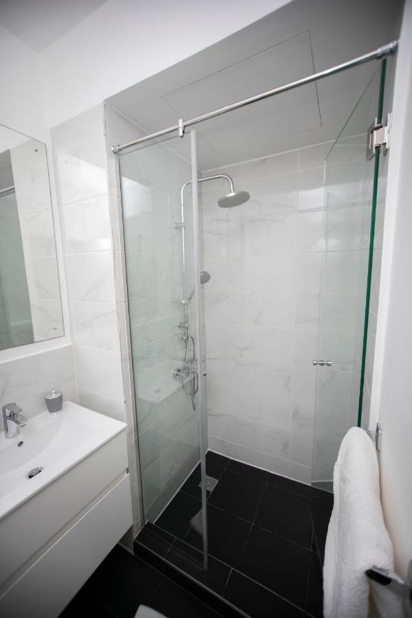 Accra Comfy Studio At Embassy Gardens Cantonments ภายนอก รูปภาพ